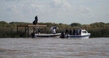 Demuelen un muelle ilegal en una isla de San Isidro que intentaron usurpar