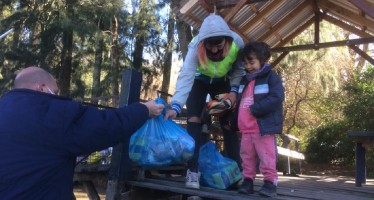 Tigre entregó 250 bolsas de alimentos a familias del Delta para mitigar los efectos de la pandemia