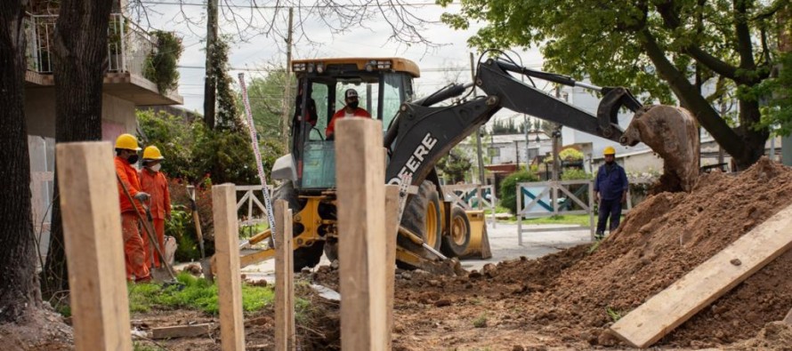 Tigre: Malena Galmarini supervisó la obra Red Secundaria Cloacal “El Talar Norte”