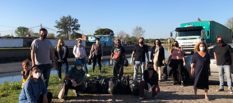 Campbell y Ciarletta en una Jornada por la conciencia ambiental en San Fernando