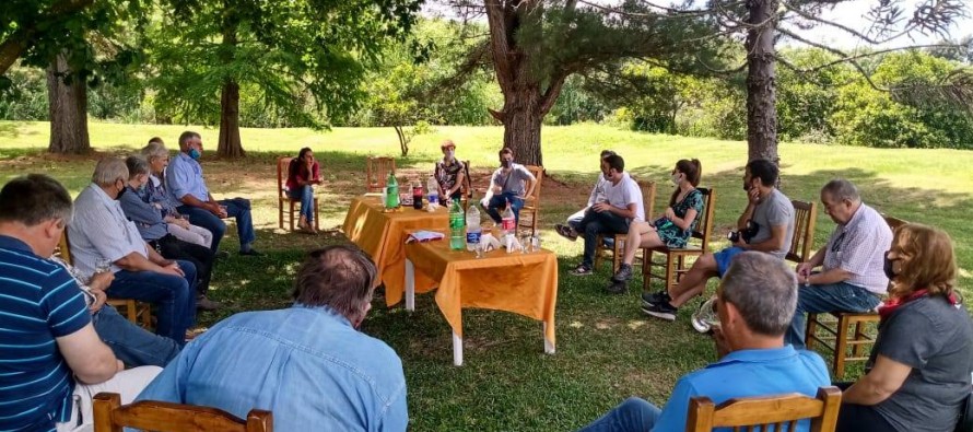 El diputado Leonardo Grosso recorrió el delta sanfernandino