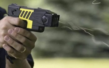 La Comisión por la Memoria rechaza y alerta sobre las pistolas Taser