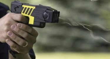 La Comisión por la Memoria rechaza y alerta sobre las pistolas Taser