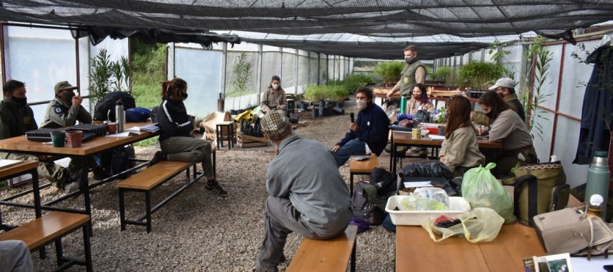 Integrantes del Parque Nacional Ciervo de los Pantanos e INTA Delta del Paraná se capacitaron en flora nativa