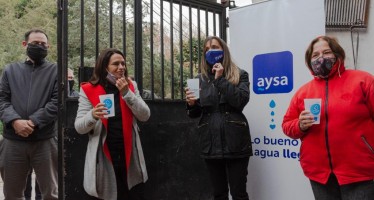 AySA inauguró una red de agua potable en El Talar