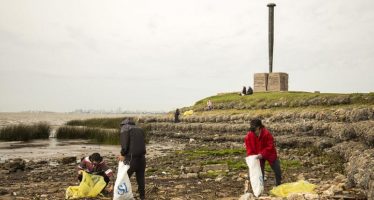 Voluntarios se reunieron para limpiar la costa de San Isidro