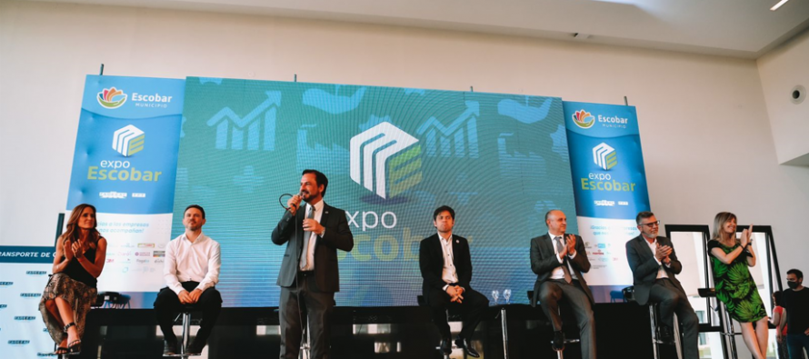 Fernandez, Kicillof y Sujarchuk participaron del inicio de la Expo Escobar