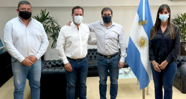 Reunión para resolver problemas de gas y expandir obras en Escobar