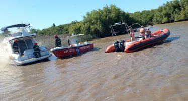 Delta del Paraná: Prefectura sofocó incendios en dos embarcaciones