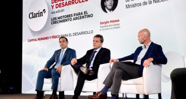 Sergio Massa: “Debemos prepararnos para venderle al mundo trabajo, recursos y talento con valor agregado”