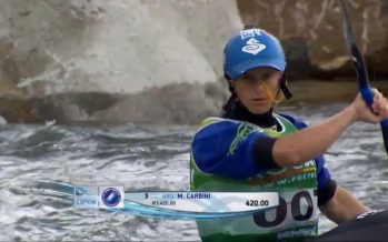 Mundial de Kayak Freestyle: un joven de San Fernando pide que la aerolínea le encuentre las palas que le perdió