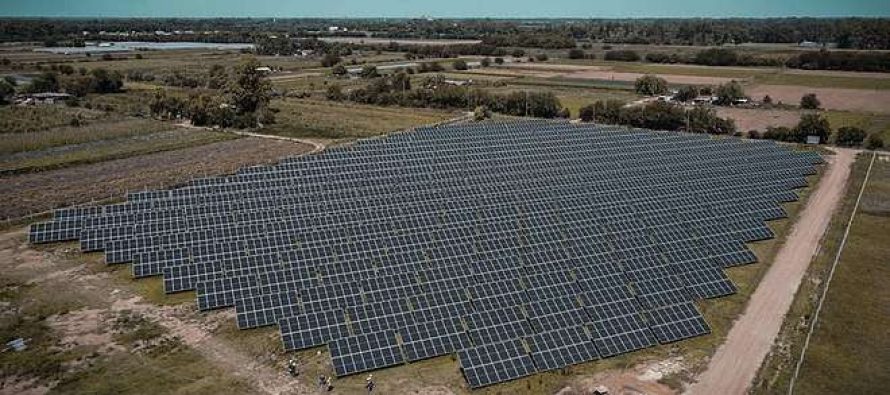 Comenzaron en Loma Verde las obras complementarias del primer parque solar municipal de Argentina