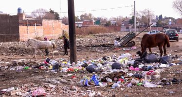 Mujeres de Tigre construirán una plaza donde hoy existe un basural