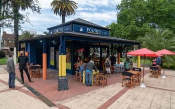 San Isidro: talleres y propuestas artísticas en el bar inclusivo “Café Positivo”