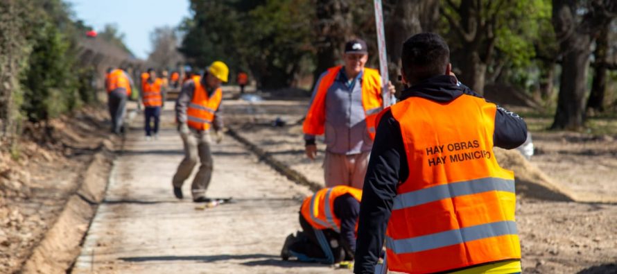 Comenzaron las obras del nuevo espacio público en los terrenos cedidos por el Jockey Club