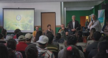 Escobar: más de 200 productores participaron de una jornada de registro