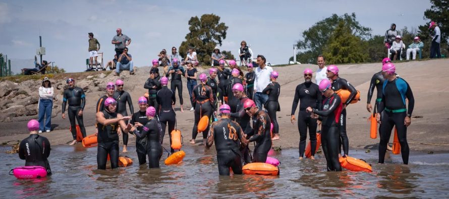 Travesía Rosa: nadaron el Río de la Plata desde San Isidro hasta Núñez