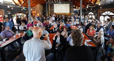 Rodríguez Larreta dialogó con vecinos y recorrió comercios de Tigre