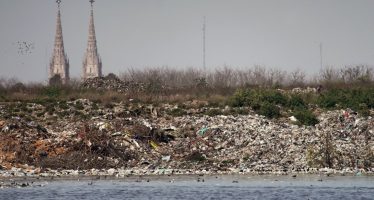 Confirman una cautelar contra un basurero a cielo abierto en Luján