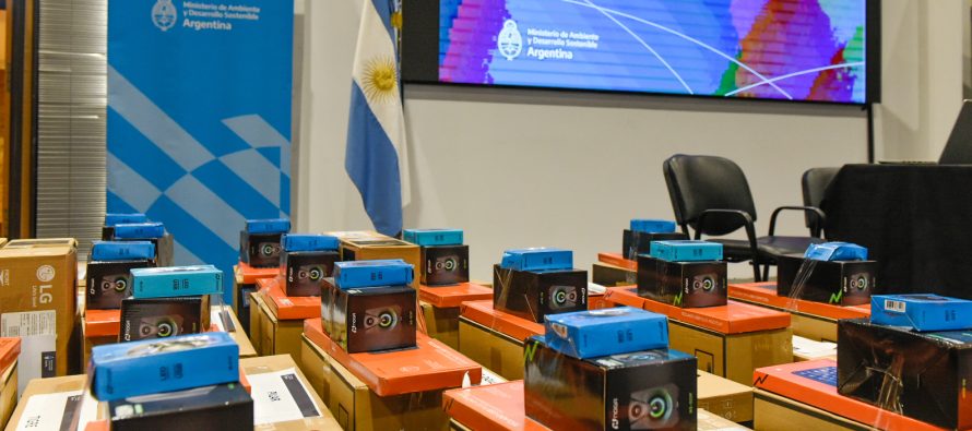 San Fernando y Tigre recibieron equipamiento informático para el ordenamiento ambiental