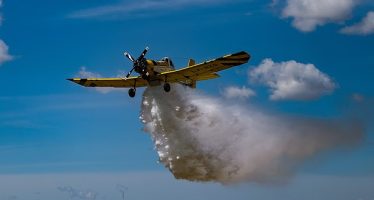 El Ministerio de Ambiente de la Nación reforzó el combate del incendio en Zárate para evitar que el humo alterara las funciones de Atucha