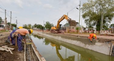 Avanzan los trabajos de saneamiento en Arroyo Las Tunas