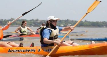 Travesía en kayak para festejar las fiestas patronales de San Isidro