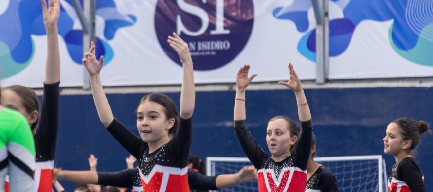 Los vecinos de San Isidro ya disfrutan del nuevo microestadio