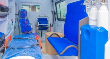 La Provincia sumó una nueva ambulancia al Hospital Cordero