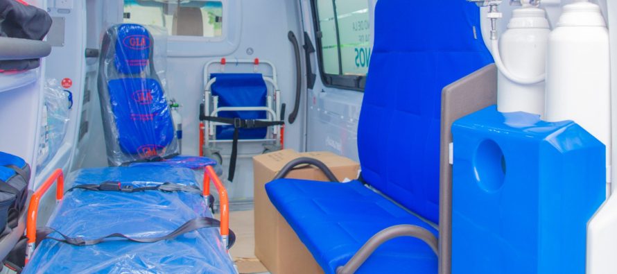 La Provincia sumó una nueva ambulancia al Hospital Cordero