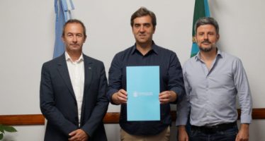 Convenio para crear un Plan Maestro para la Ribera del Río Luján