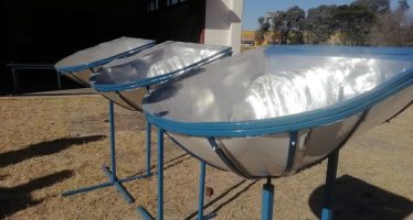 Desarrollaron un dispositivo de desinfección de agua de lluvia por radiación solar