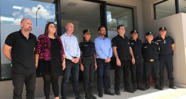 El ministro de Seguridad bonaerense recorrió el Centro de Monitoreo de Garín