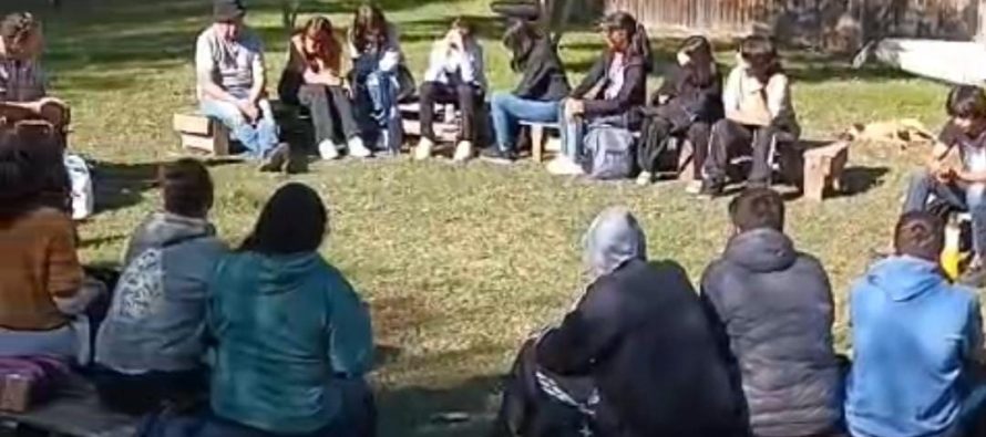 Adolescentes de Benavidez visitaron el sitio sagrado Punta Querandí