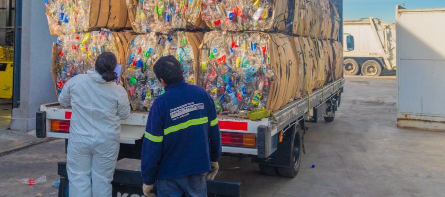 San Fernando: reciclaje de plásticos para cuidar el ambiente