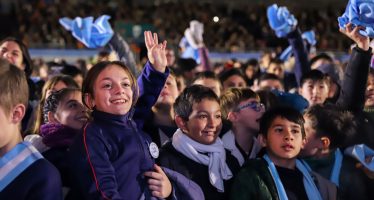 Más de 1500 chicos de Vicente López realizaron la Promesa a la Bandera