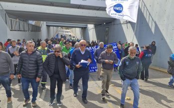 Trabajadores del municipio de San Isidro realizaron una importante movilización en reclamo salarial