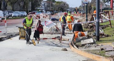 Comenzaron las obras de repavimentación en Fondo de la Legua y Camino Real Morón