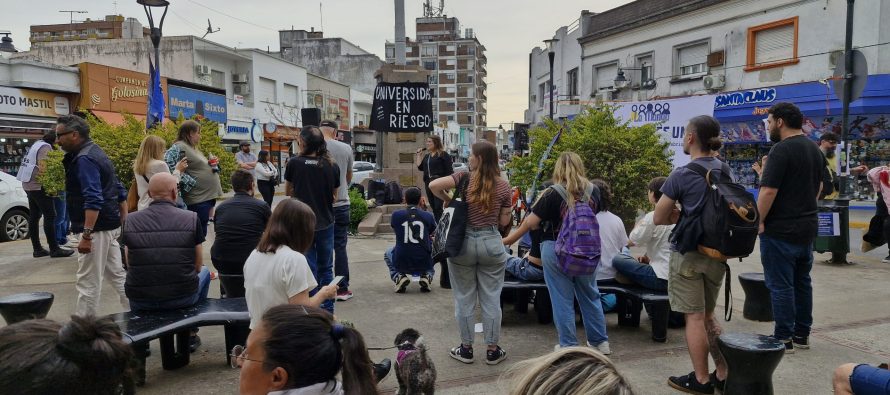 La Universidad Nacional Scalabrini Ortiz brindó una clase abierta frente al recorte presupuestario