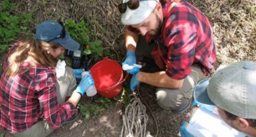 Cuenca Reconquista: se realizó el muestreo de macroinvertebrados y peces