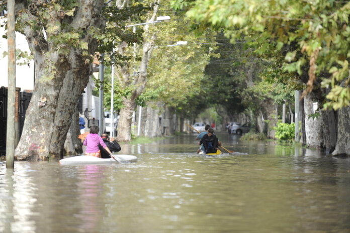 sudestada en tigre