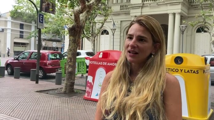 San Fernando incorporó una nueva campana para la recolección de Botellas de Amor